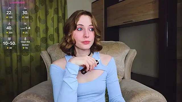 Snapshot of Cowell_Adelina chatting on July 12, 1:57 pm Cowell Adelina online show from July 12, 1:57 pm