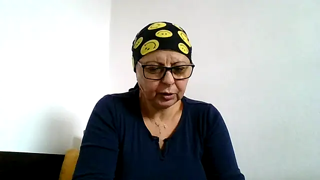 roseblak42 online show from November 19, 9:42 am