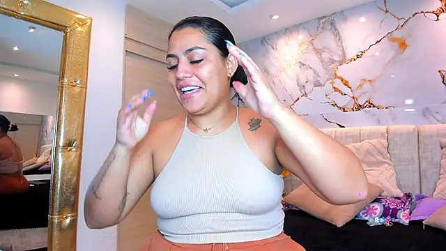 kiana cream online show from February 16, 11:39 am