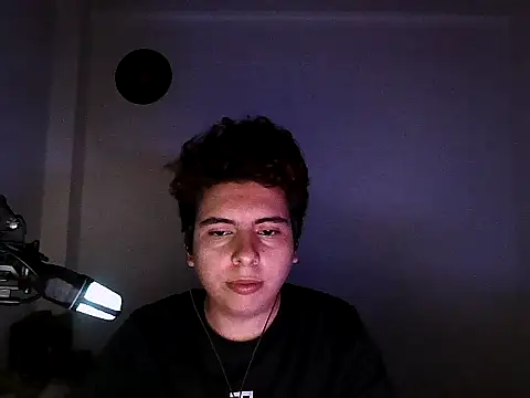 Snapshot of ArtudKing chatting on March 16, 5:44 am ArtudKing online show from March 16, 5:44 am