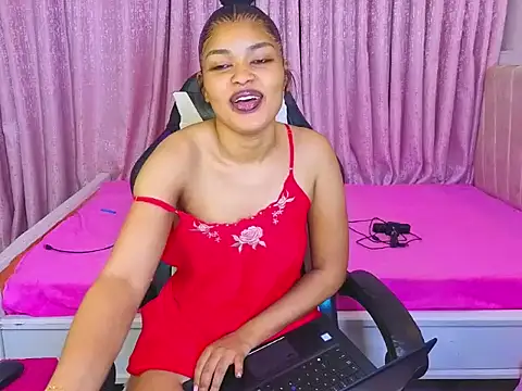Snapshot of Pretty-shally chatting on May 1, 2:16 am Pretty-shally online show from May 1, 2:16 am