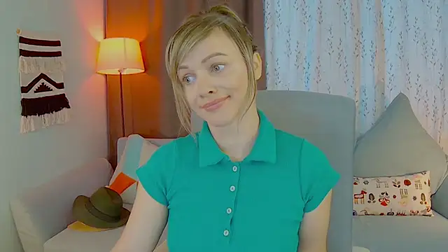 NandiSmile online show from September 24, 6:50 am