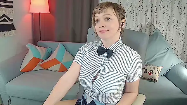 NandiSmile online show from February 17, 5:30 pm