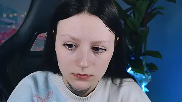 Snapshot of VeliraBraitberg chatting on December 5, 12:11 pm VeliraBraitberg online show from December 5, 12:11 pm