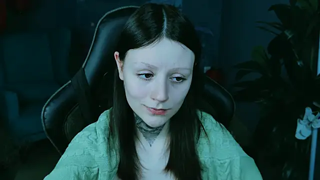 Snapshot of VeliraBraitberg chatting on December 13, 11:13 am VeliraBraitberg online show from December 13, 11:13 am