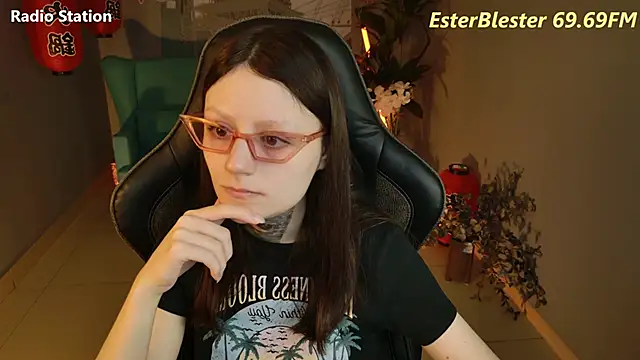 Snapshot of VeliraBraitberg chatting on January 9, 11:14 am VeliraBraitberg online show from January 9, 11:14 am