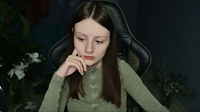 Snapshot of VeliraBraitberg chatting on February 8, 11:12 am VeliraBraitberg online show from February 8, 11:12 am