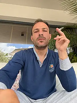 Snapshot of Adventurehotman chatting on May 28, 8:55 am Adventurehotman online show from May 28, 8:55 am