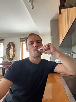 Snapshot of Adventurehotman chatting on June 9, 11:55 am Adventurehotman online show from June 9, 11:55 am