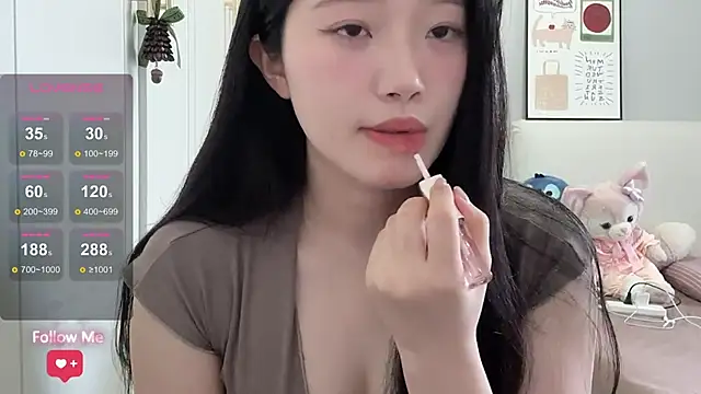 Snapshot of rose-u chatting on July 15, 1:22 am rose-u online show from July 15, 1:22 am