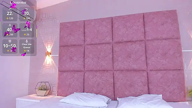 LiaVelez online show from February 17, 1:51 pm