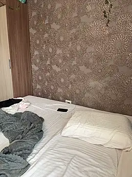 AmmyHot online show from February 20, 6:26 am