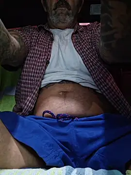 Hotbodyscottie online show from April 14, 9:37 am