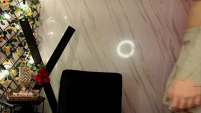 Snapshot of jeimy_garcia chatting on February 19, 12:12 pm jeimy garcia online show from February 19, 12:12 pm