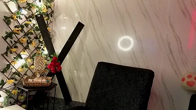 Snapshot of jeimy_garcia chatting on February 23, 12:13 pm jeimy garcia online show from February 23, 12:13 pm