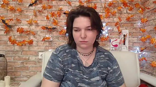 Amelia Kiss  online show from October 31, 12:33 am