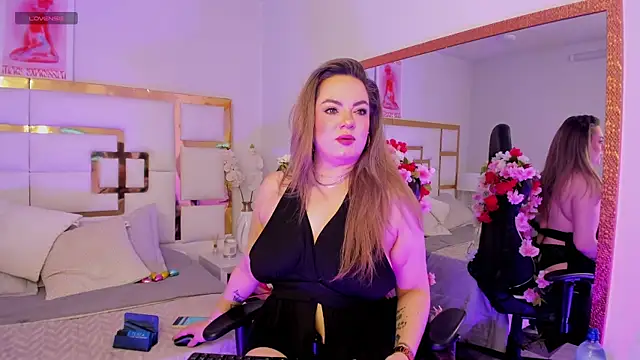 AvaMiia online show from April 20, 2:31 pm