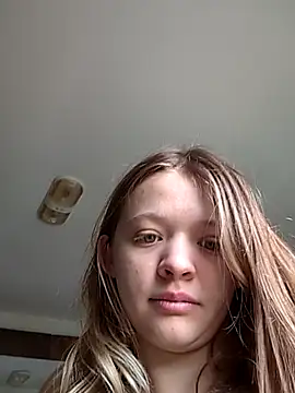 curvycakecutie online show from March 20, 5:07 pm