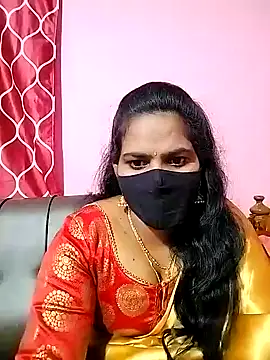 Snapshot of melina214 chatting on January 6, 4:55 pm melina214 online show from January 6, 4:55 pm