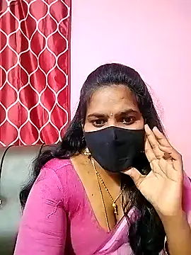 Snapshot of melina214 chatting on January 7, 4:48 pm melina214 online show from January 7, 4:48 pm