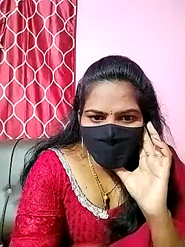 Snapshot of melina214 chatting on January 20, 4:55 pm melina214 online show from January 20, 4:55 pm