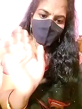 Snapshot of melina214 chatting on January 27, 5:26 pm melina214 online show from January 27, 5:26 pm