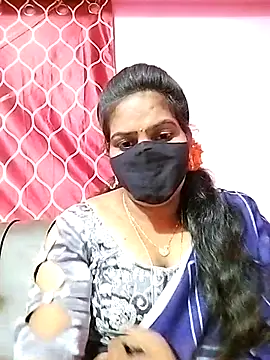 Snapshot of melina214 chatting on March 17, 5:16 pm melina214 online show from March 17, 5:16 pm