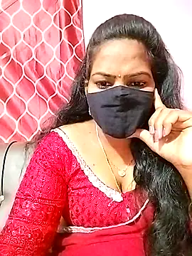 Snapshot of melina214 chatting on March 19, 2:48 am melina214 online show from March 19, 2:48 am