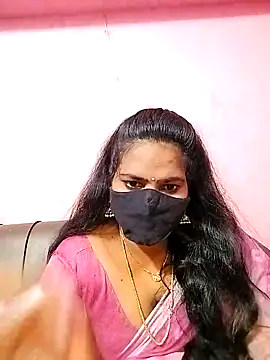 Snapshot of melina214 chatting on October 8, 4:43 am melina214 online show from October 8, 4:43 am