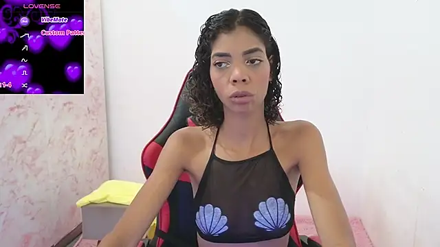 ElisaBoyer online show from February 2, 10:14 am