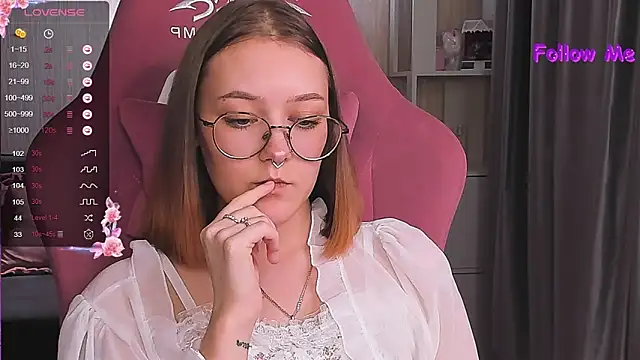 Snapshot of bunny_bubble chatting on December 29, 9:41 pm bunny bubble online show from December 29, 9:41 pm