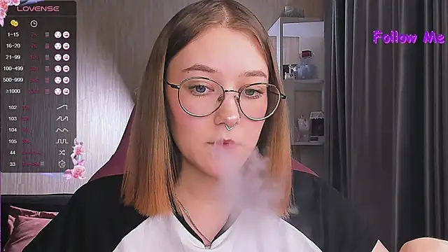 Snapshot of bunny_bubble chatting on January 19, 9:45 pm bunny bubble online show from January 19, 9:45 pm