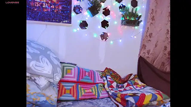 Snapshot of Sakura_Green chatting on February 13, 11:34 pm Sakura Green online show from February 13, 11:34 pm