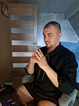 Snapshot of Foxyshaved chatting on April 19, 6:24 am Foxyshaved online show from April 19, 6:24 am
