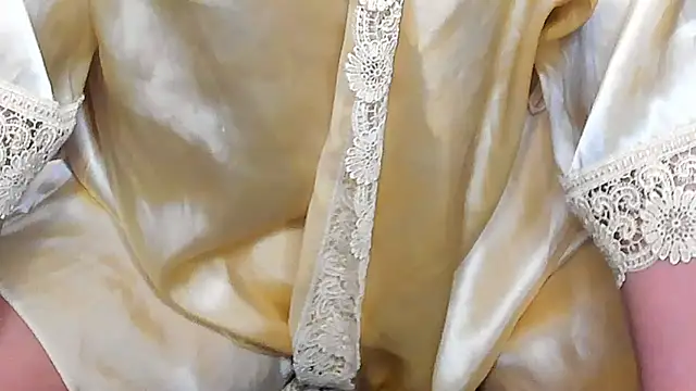 Snapshot of yourastral chatting on February 8, 12:06 am yourastral online show from February 8, 12:06 am