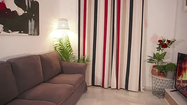 Raychell Black online show from April 20, 4:10 pm