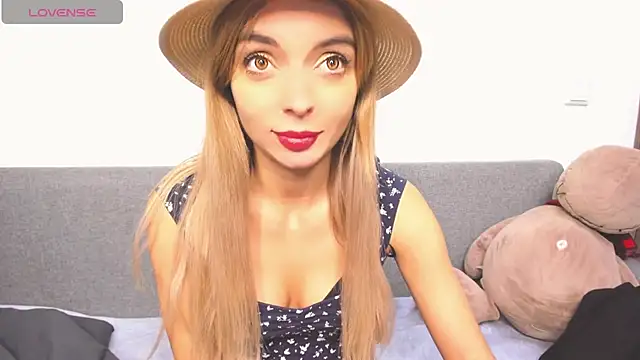  ellen meow  online show from December 7, 7:43 pm