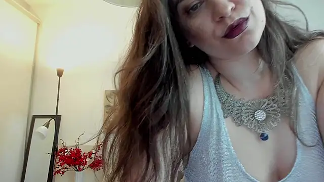 Snapshot of JoyCasidy chatting on June 1, 3:47 pm JoyCasidy online show from June 1, 3:47 pm