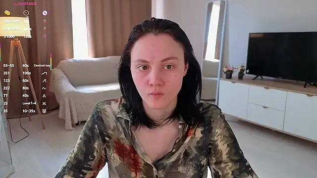 Snapshot of MaryCoopeer chatting on May 1, 5:12 am MaryCoopeer online show from May 1, 5:12 am