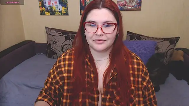 Snapshot of JuliaKeln chatting on April 22, 4:08 pm JuliaKeln online show from April 22, 4:08 pm
