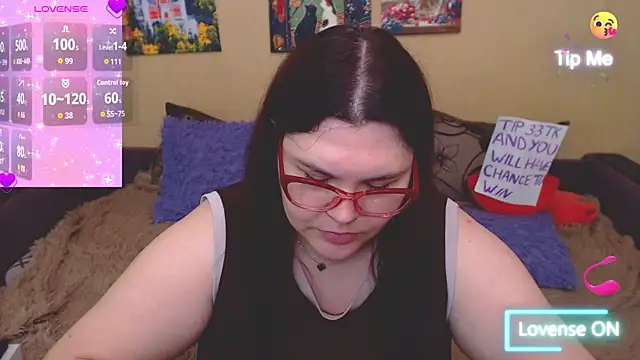 Snapshot of JuliaKeln chatting on June 5, 12:44 pm JuliaKeln online show from June 5, 12:44 pm