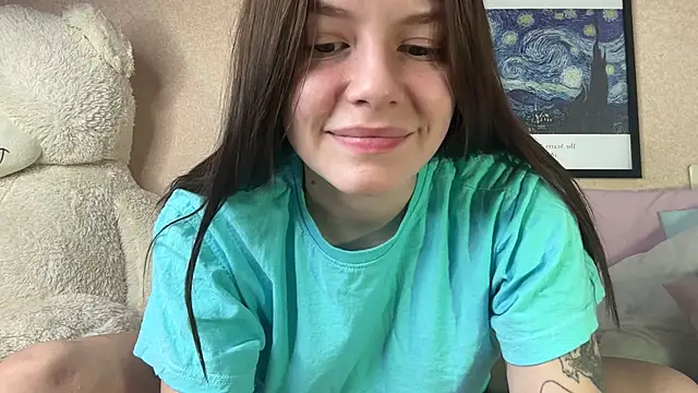 Snapshot of mia___mi chatting on January 29, 10:37 am mia mi online show from January 29, 10:37 am