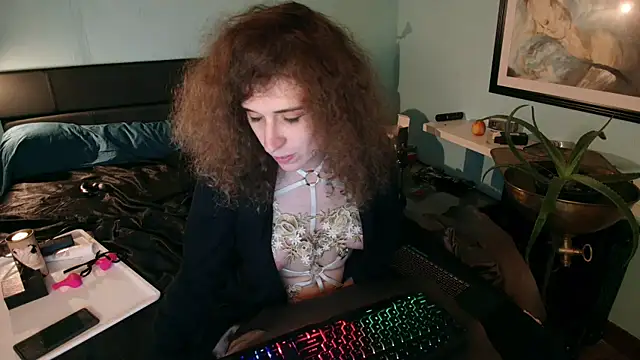 Prxscillia Tx online show from January 14, 6:17 pm