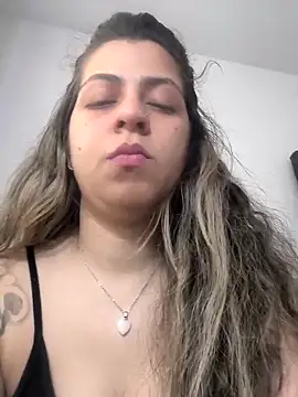 Snapshot of Rose_Gang chatting on March 5, 1:17 pm Rose Gang online show from March 5, 1:17 pm