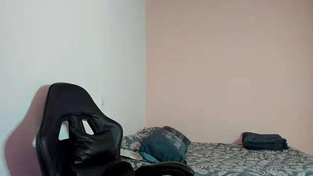 nina pons online show from March 17, 7:39 pm