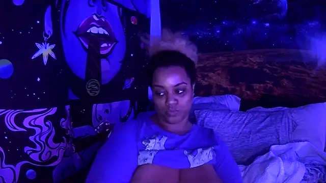 AutumnHart online show from December 19, 3:07 am