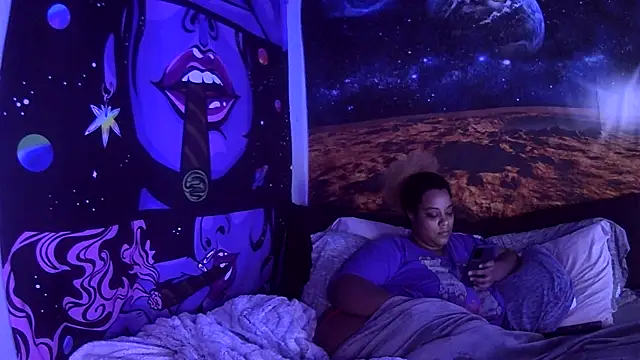 AutumnHart online show from December 19, 5:40 pm