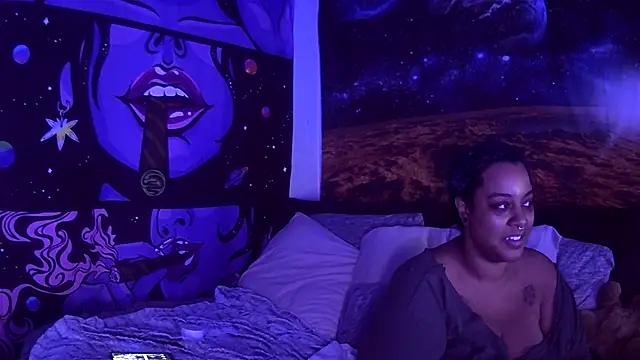 AutumnHart online show from December 21, 8:43 pm