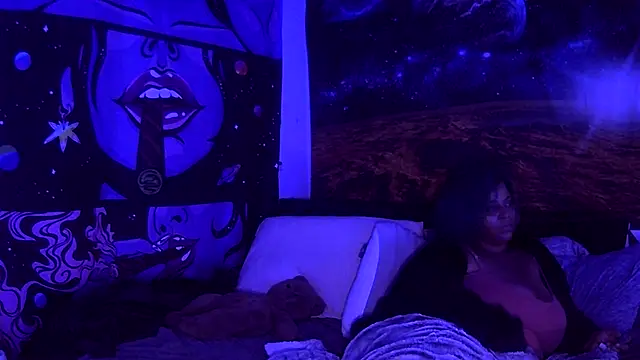 AutumnHart online show from December 23, 10:55 pm