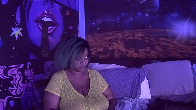 AutumnHart online show from February 4, 9:31 pm